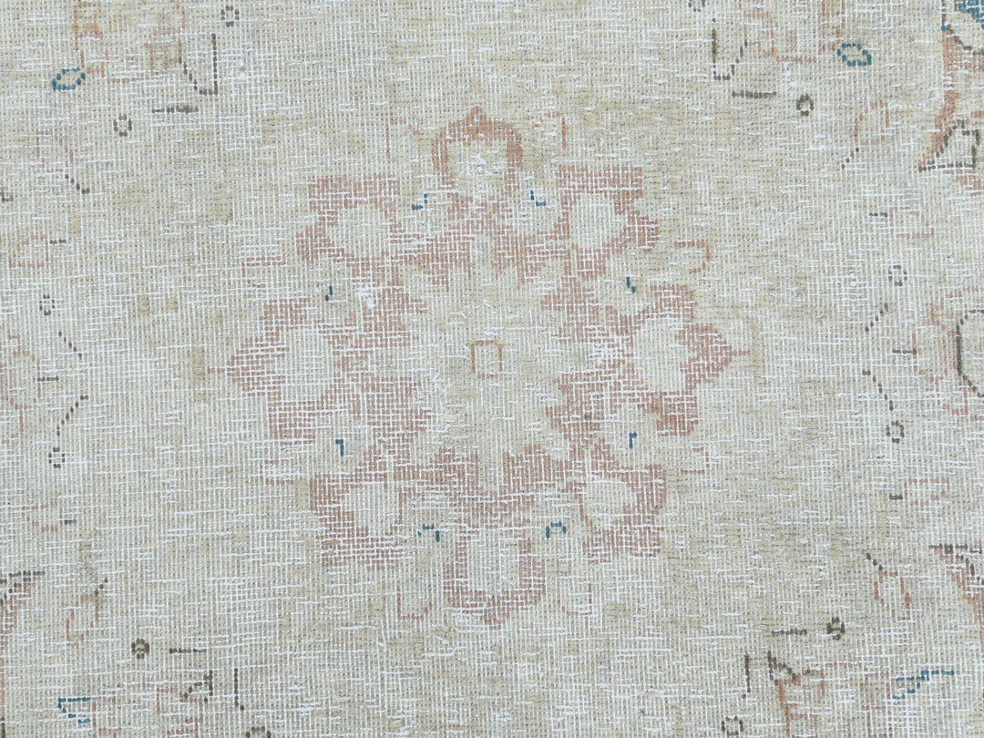 9'8" x 12'7" Vintage Hand Knotted Brown Worn Wool Rectangle Oriental Rug - MOA10261404