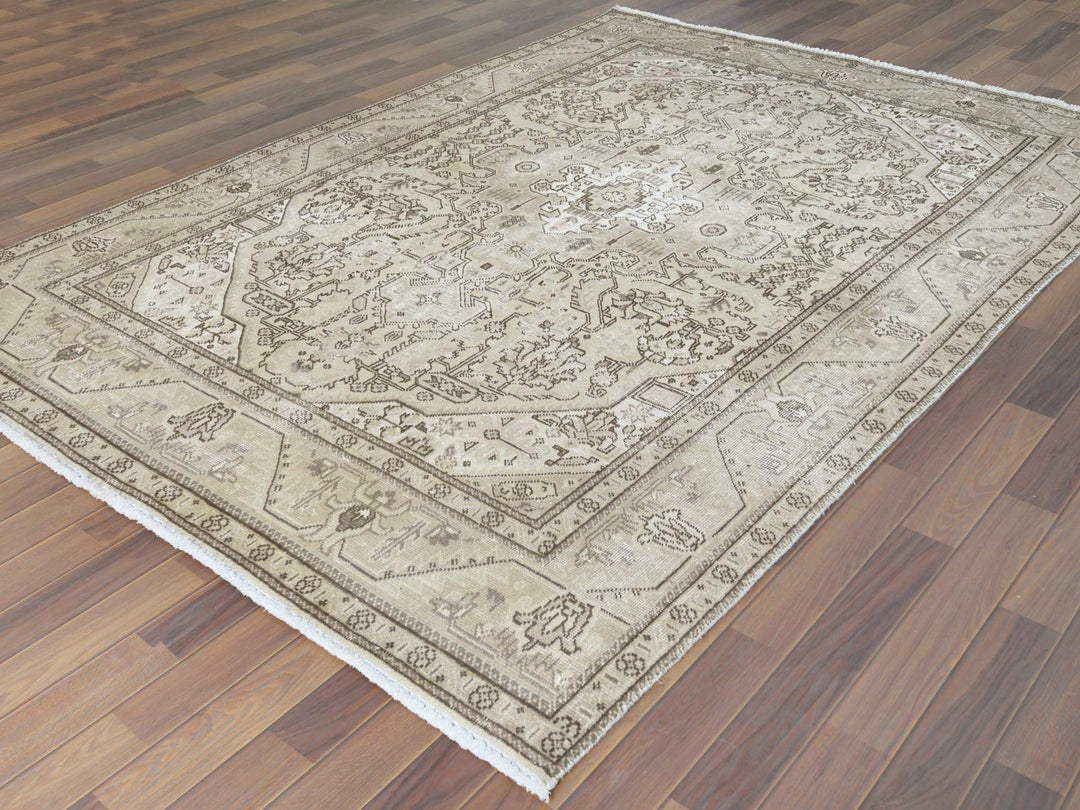 6'3" x 9'0" Vintage Hand Knotted Ivory Worn Wool Rectangle Oriental Rug - MOA10261582
