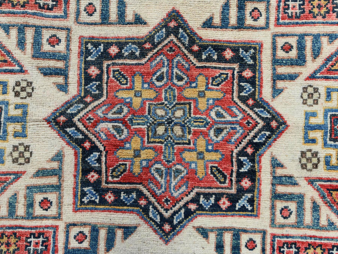 7'9" x 7'10" New Hand Knotted Beige Wool Round Oriental Rug - MOA10261682