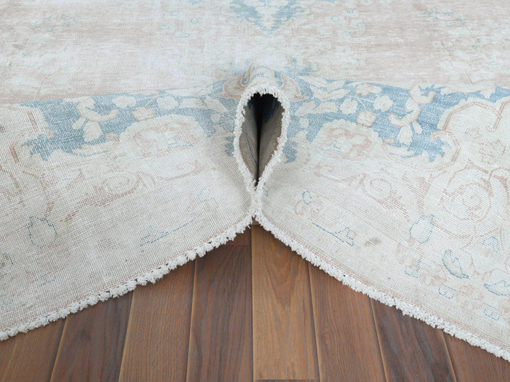 9'9" x 13'3" Vintage Hand Knotted Pink Worn Wool Rectangle Oriental Rug - MOA10261735