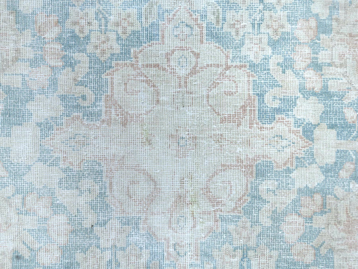 9'9" x 13'3" Vintage Hand Knotted Pink Worn Wool Rectangle Oriental Rug - MOA10261735