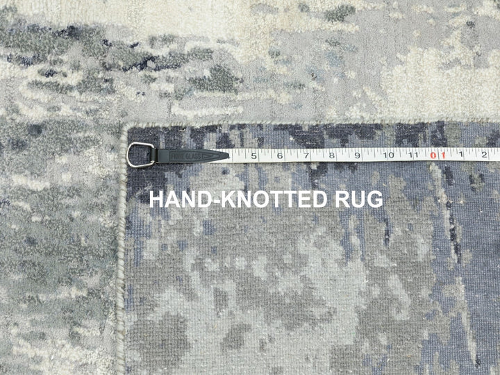 4'3" x 10'0" New Hand Knotted Grey Wool & Silk Runner Oriental Rug - MOA10262024