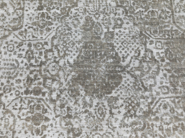 6'0" x 9'0" New Hand Knotted Grey Wool & Pure Silk Rectangle Oriental Rug - MOA10262057
