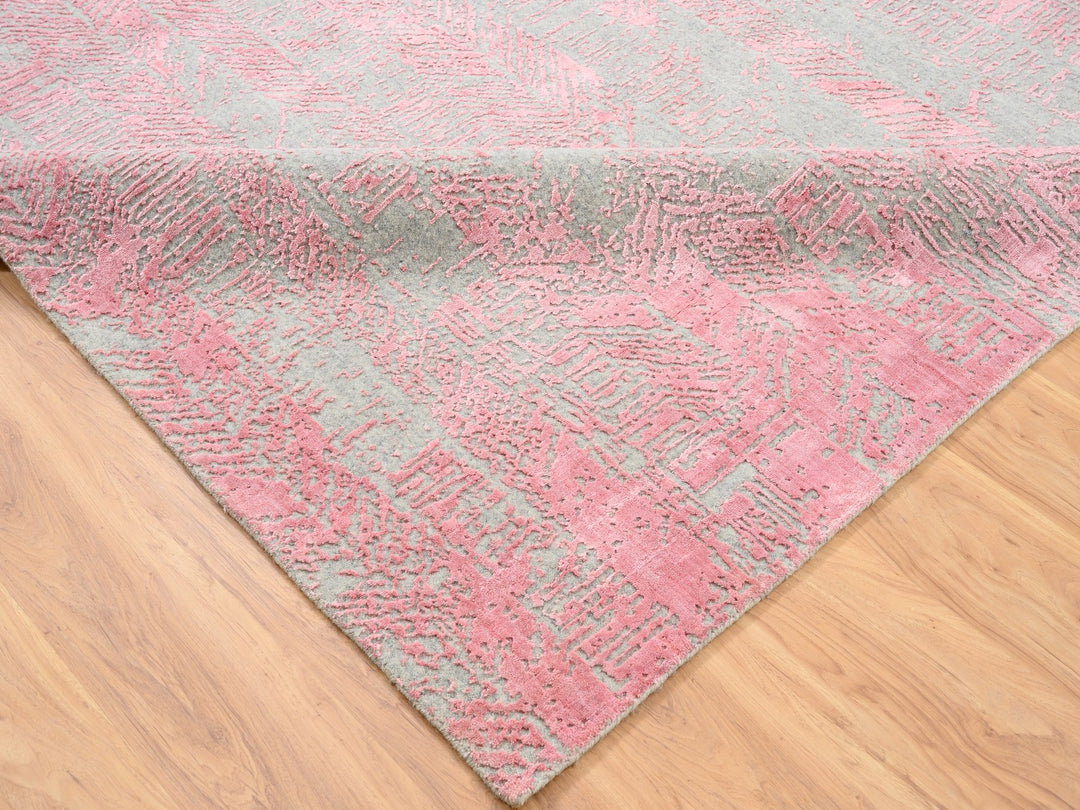 7'10" x 10'1" New Hand Loomed Grey Wool & Silk Rectangle Oriental Rug - MOA10262257