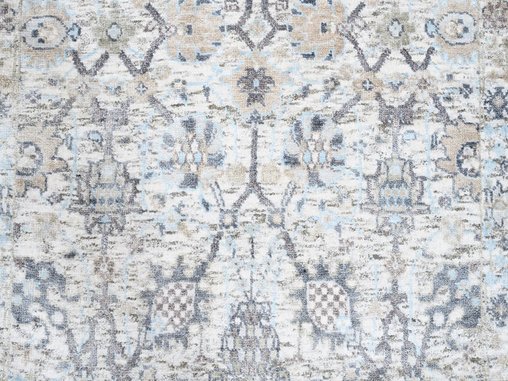 2'6" x 8'2" New Hand Knotted Ivory Wool & Silk Runner Oriental Rug - MOA10262289