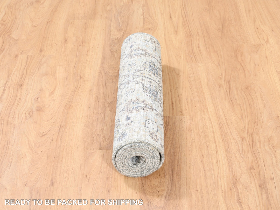 2'6" x 8'2" New Hand Knotted Ivory Wool & Silk Runner Oriental Rug - MOA10262289
