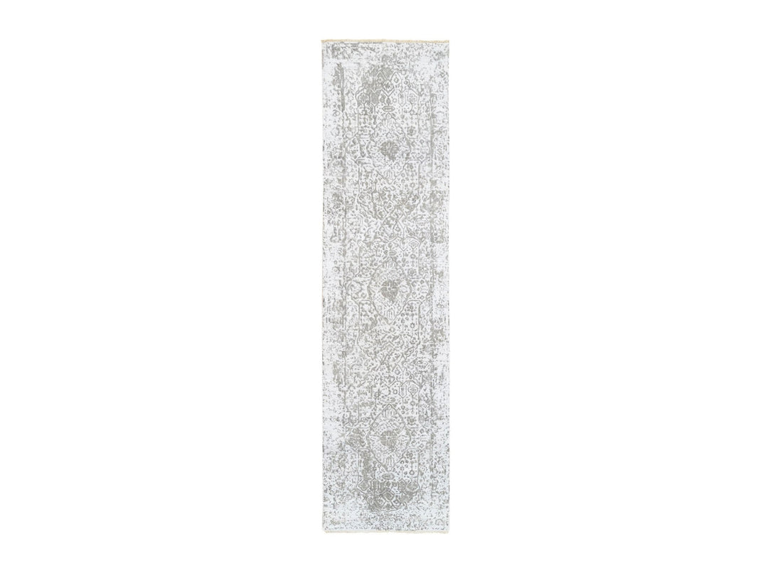 2'7" x 10'0" New Hand Knotted Ivory Wool & Pure Silk Runner Oriental Rug - MOA10262361