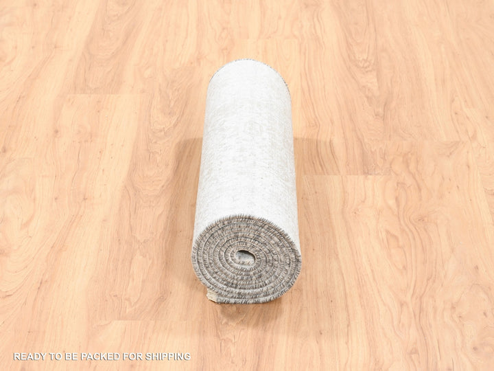 2'7" x 10'0" New Hand Knotted Grey Wool & Pure Silk Runner Oriental Rug - MOA10262361