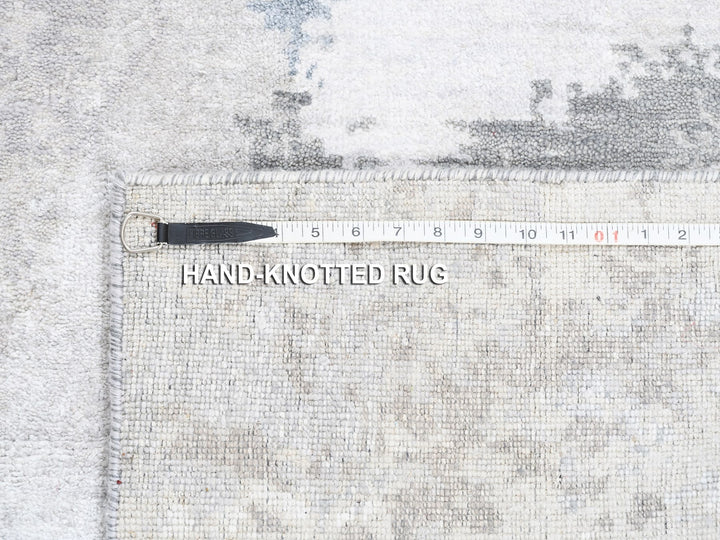2'9" x 10'0" New Hand Knotted Grey Wool & Silk Runner Oriental Rug - MOA10262438