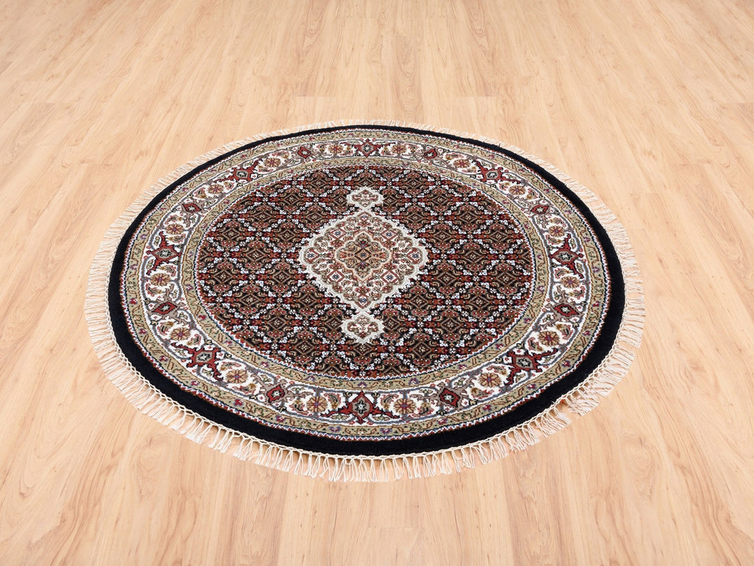 4'2" x 4'2" New Hand Knotted Black Wool Round Oriental Rug - MOA10262446