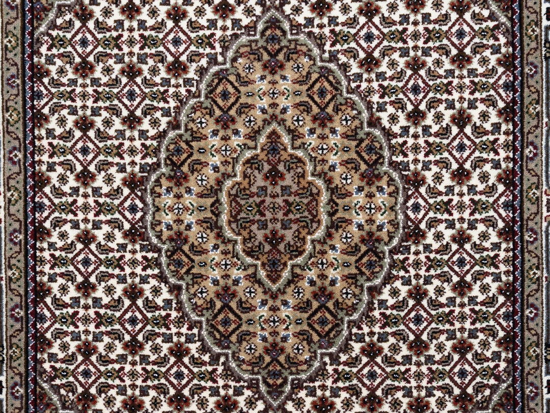 3'8" x 6'0" New Hand Knotted Ivory Wool Rectangle Oriental Rug - MOA10262489
