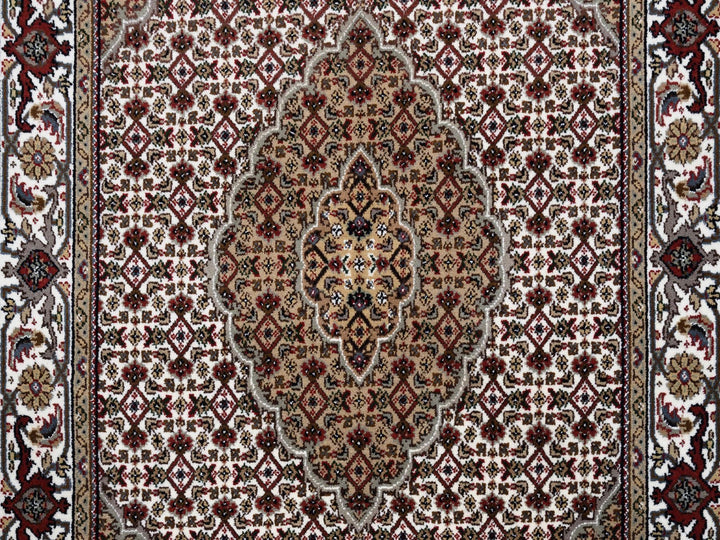 4'0" x 6'0" New Hand Knotted Ivory Wool Rectangle Oriental Rug - MOA10262490