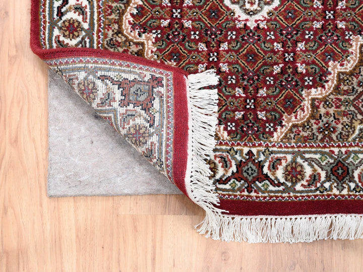 2'7" x 6'8" New Hand Knotted Red Wool Runner Oriental Rug - MOA10262537