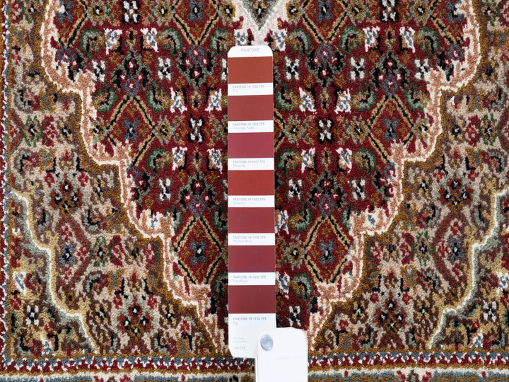 2'7" x 6'8" New Hand Knotted Red Wool Runner Oriental Rug - MOA10262537
