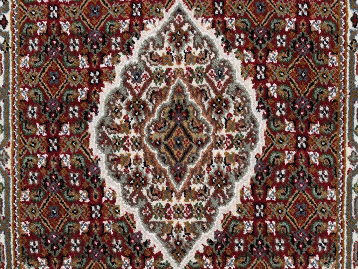 2'7" x 6'8" New Hand Knotted Red Wool Runner Oriental Rug - MOA10262537