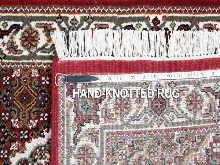 2'7" x 6'8" New Hand Knotted Red Wool Runner Oriental Rug - MOA10262537