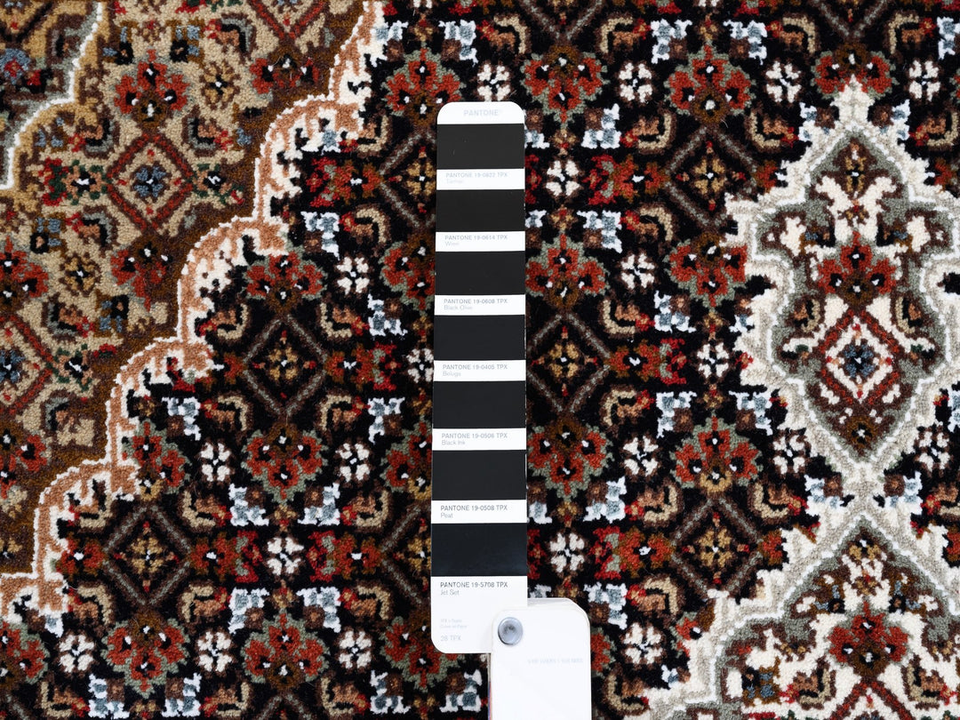 5'0" x 5'0" New Hand Knotted Black Wool Square Oriental Rug - MOA10262543