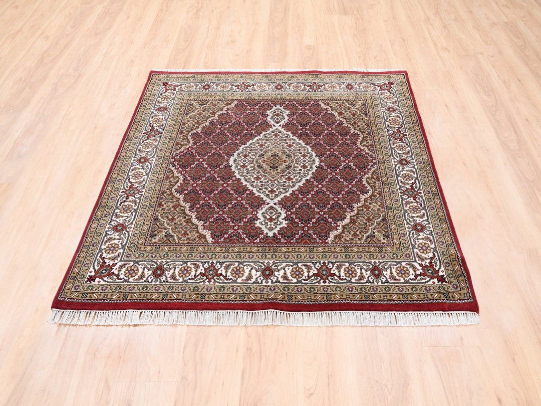 5'0" x 5'0" New Hand Knotted Red Wool Square Oriental Rug - MOA10262553