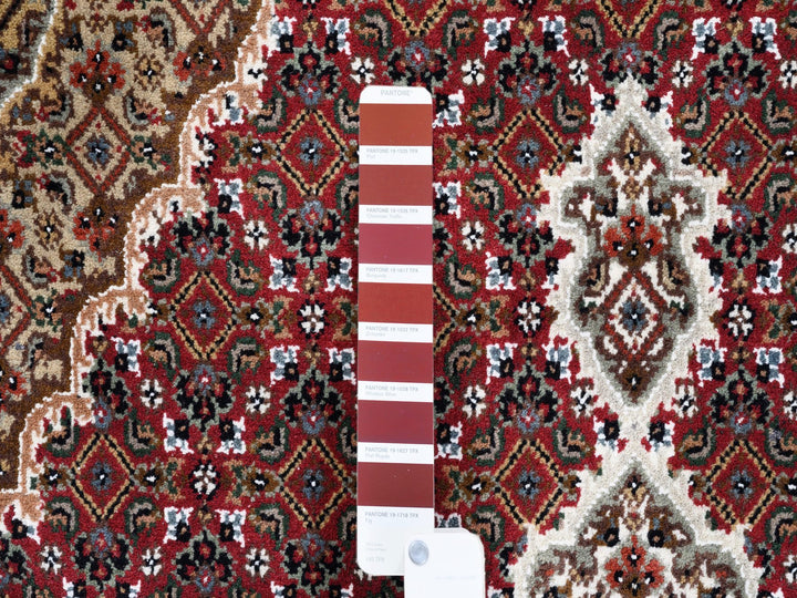 5'0" x 5'0" New Hand Knotted Red Wool Square Oriental Rug - MOA10262553