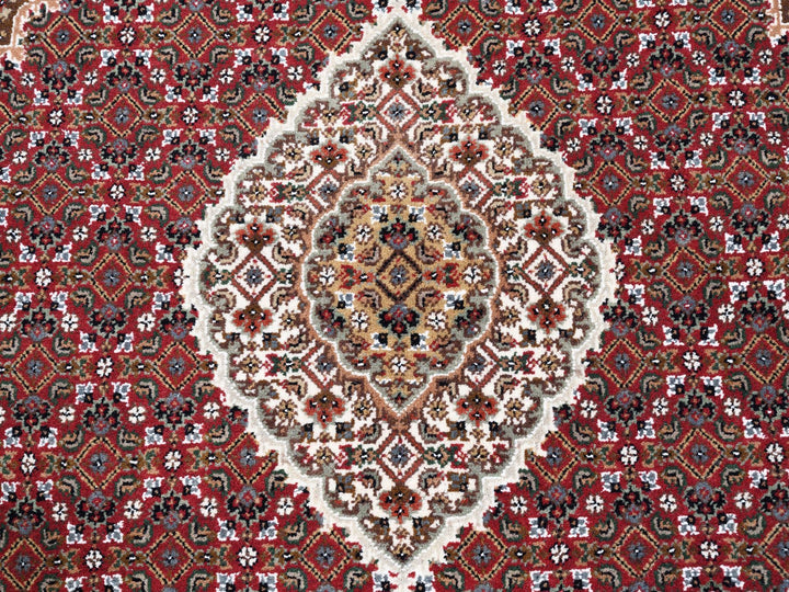 5'0" x 5'0" New Hand Knotted Red Wool Square Oriental Rug - MOA10262553