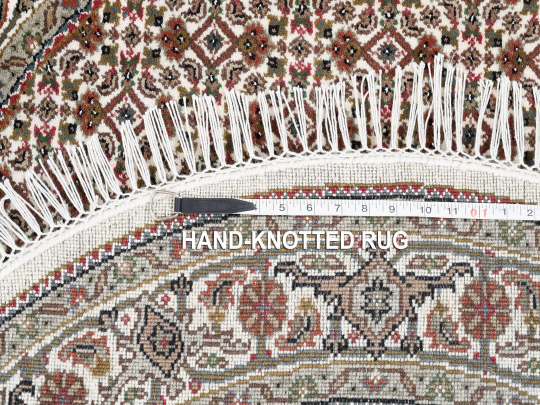 4'0" x 4'0" New Hand Knotted Ivory Wool Round Oriental Rug - MOA10262591
