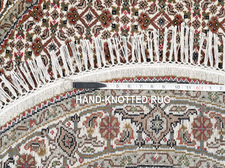 4'0" x 4'0" New Hand Knotted Ivory Wool Round Oriental Rug - MOA10262591