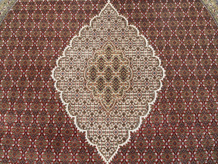 9'10" x 9'10" New Hand Knotted Red Wool Round Oriental Rug - MOA10262633