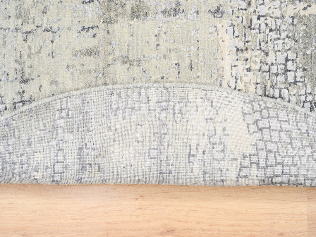 5'9" x 5'10" New Hand Knotted Grey Wool & Silk Round Oriental Rug - MOA10262682