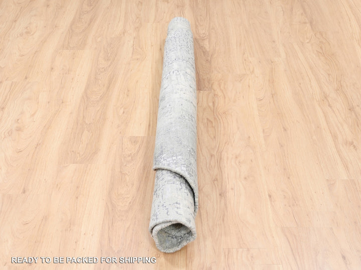 5'9" x 5'10" New Hand Knotted Grey Wool & Silk Round Oriental Rug - MOA10262682