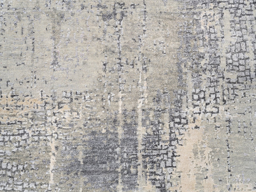 4'10" x 4'10" New Hand Knotted Grey Wool & Silk Round Oriental Rug - MOA10262683