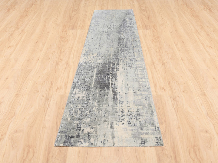 2'6" x 11'8" New Hand Knotted Grey Wool & Silk Runner Oriental Rug - MOA10262690