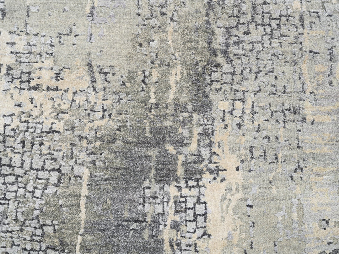 2'7" x 5'10" New Hand Knotted Grey Wool & Silk Runner Oriental Rug - MOA10262691