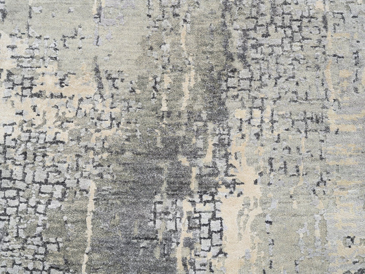 2'7" x 5'10" New Hand Knotted Grey Wool & Silk Runner Oriental Rug - MOA10262691
