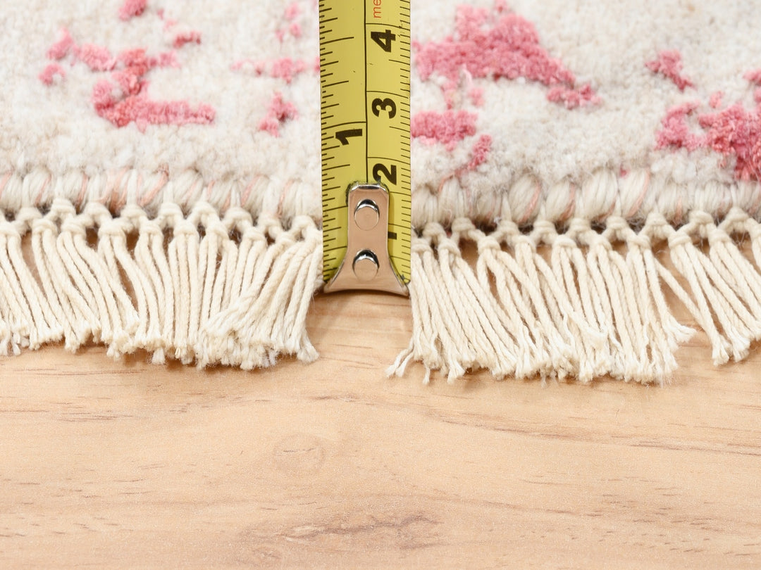 5'10" x 6'0" New Hand Knotted Pink Wool & Pure Silk Round Oriental Rug - MOA10262875