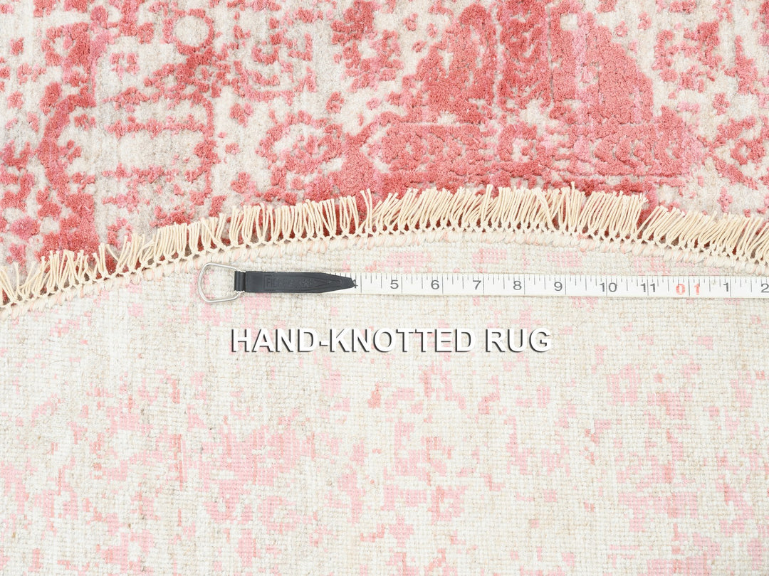 5'10" x 6'0" New Hand Knotted Pink Wool & Pure Silk Round Oriental Rug - MOA10262875