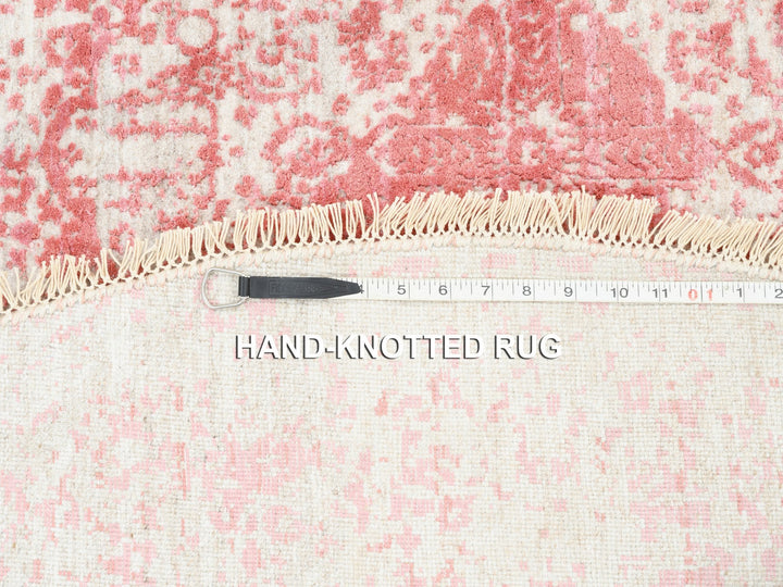 5'10" x 6'0" New Hand Knotted Pink Wool & Pure Silk Round Oriental Rug - MOA10262875