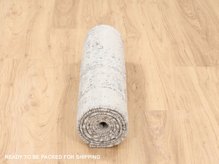 2'6" x 8'1" New Hand Knotted Grey Wool Runner Oriental Rug - MOA10262913