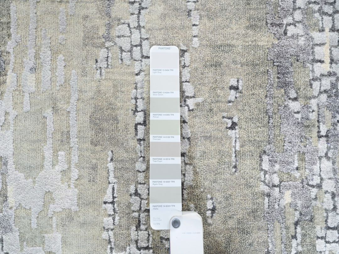 4'0" x 12'0" New Hand Knotted Grey Wool & Silk Runner Oriental Rug - MOA10263061