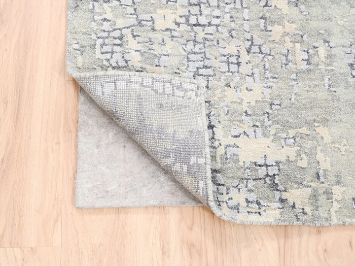 4'1" x 9'9" New Hand Knotted Grey Wool & Silk Runner Oriental Rug - MOA10263062