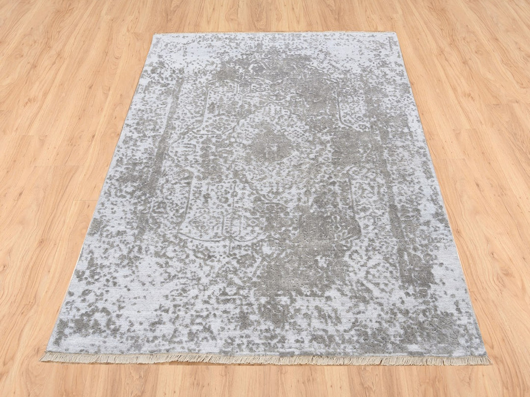 4'2" x 6'0" New Hand Knotted Grey Wool & Silk Rectangle Oriental Rug - MOA10263183