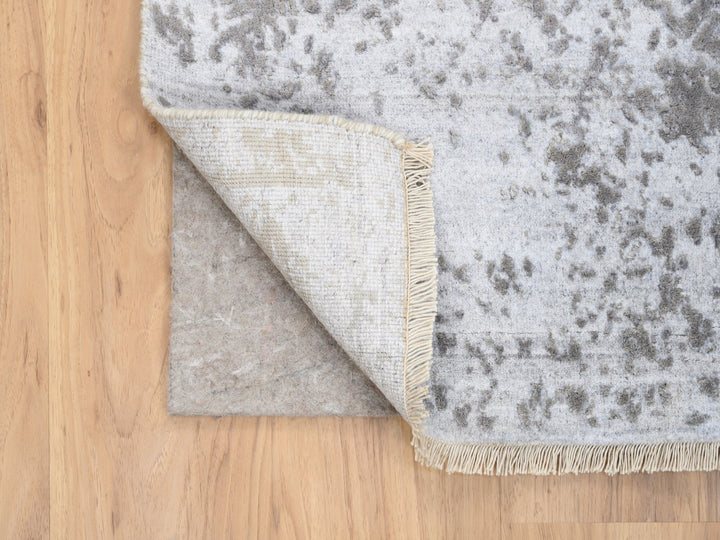 4'2" x 6'0" New Hand Knotted Grey Wool & Silk Rectangle Oriental Rug - MOA10263183