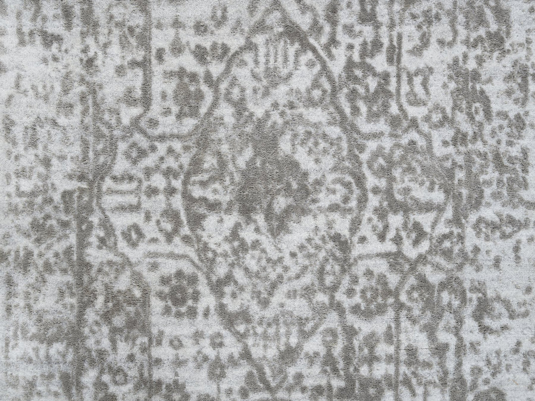 2'7" x 7'9" New Hand Knotted Grey Wool & Silk Runner Oriental Rug - MOA10263196