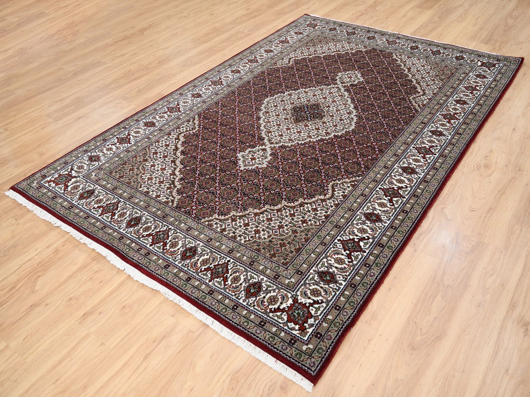 5'9" x 9'0" New Hand Knotted Red Wool Rectangle Oriental Rug - MOA10263318