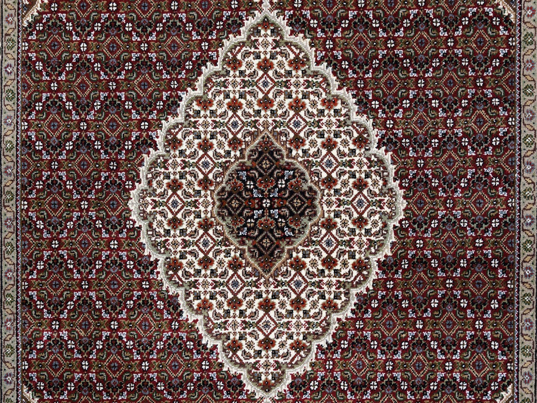 5'9" x 9'0" New Hand Knotted Red Wool Rectangle Oriental Rug - MOA10263318