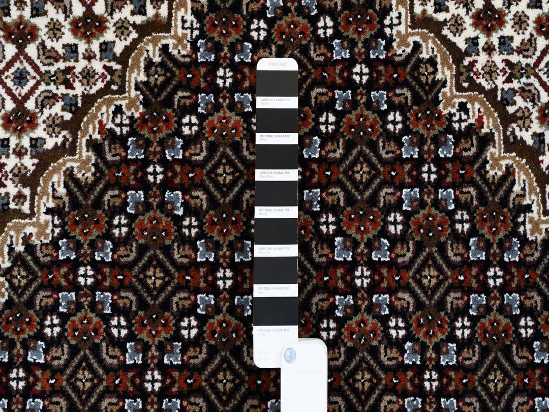3'10" x 10'4" New Hand Knotted Black Wool Runner Oriental Rug - MOA10263320