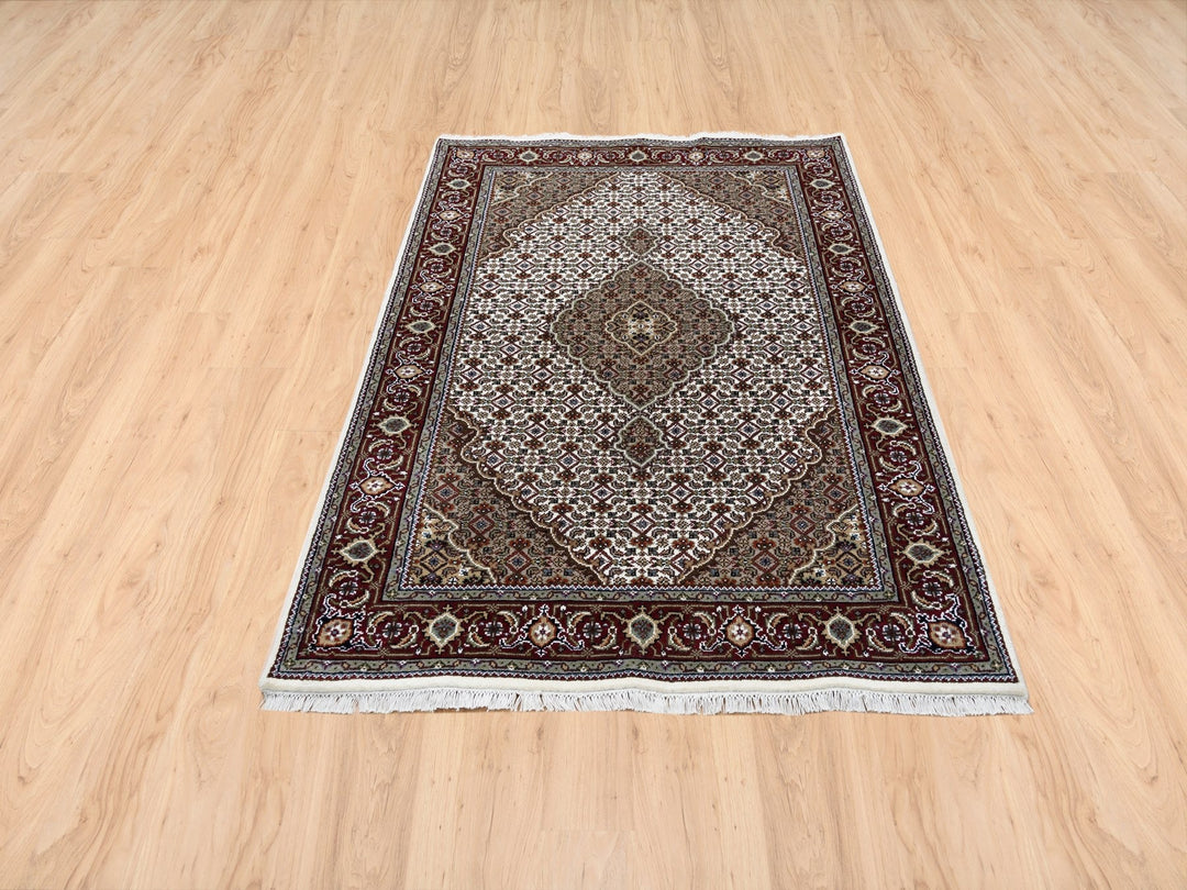 4'1" x 6'2" New Hand Knotted Ivory Wool & Silk Rectangle Oriental Rug - MOA10263344