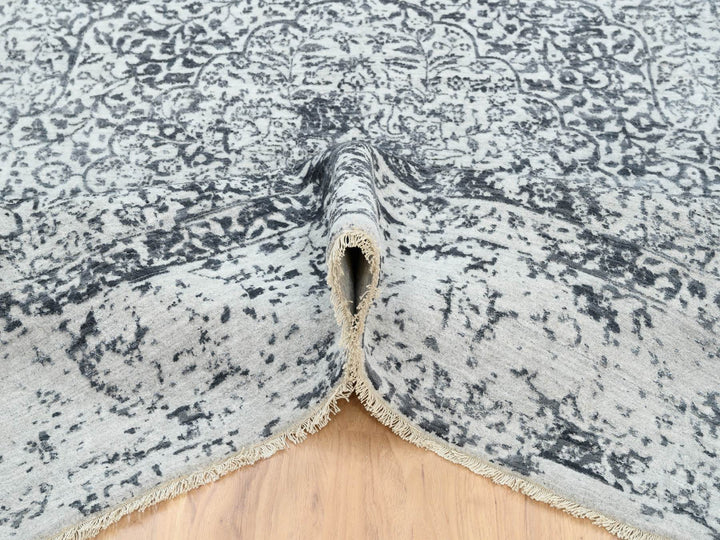8'0" x 8'0" New Hand Knotted Grey Wool & Silk Square Oriental Rug - MOA10263455