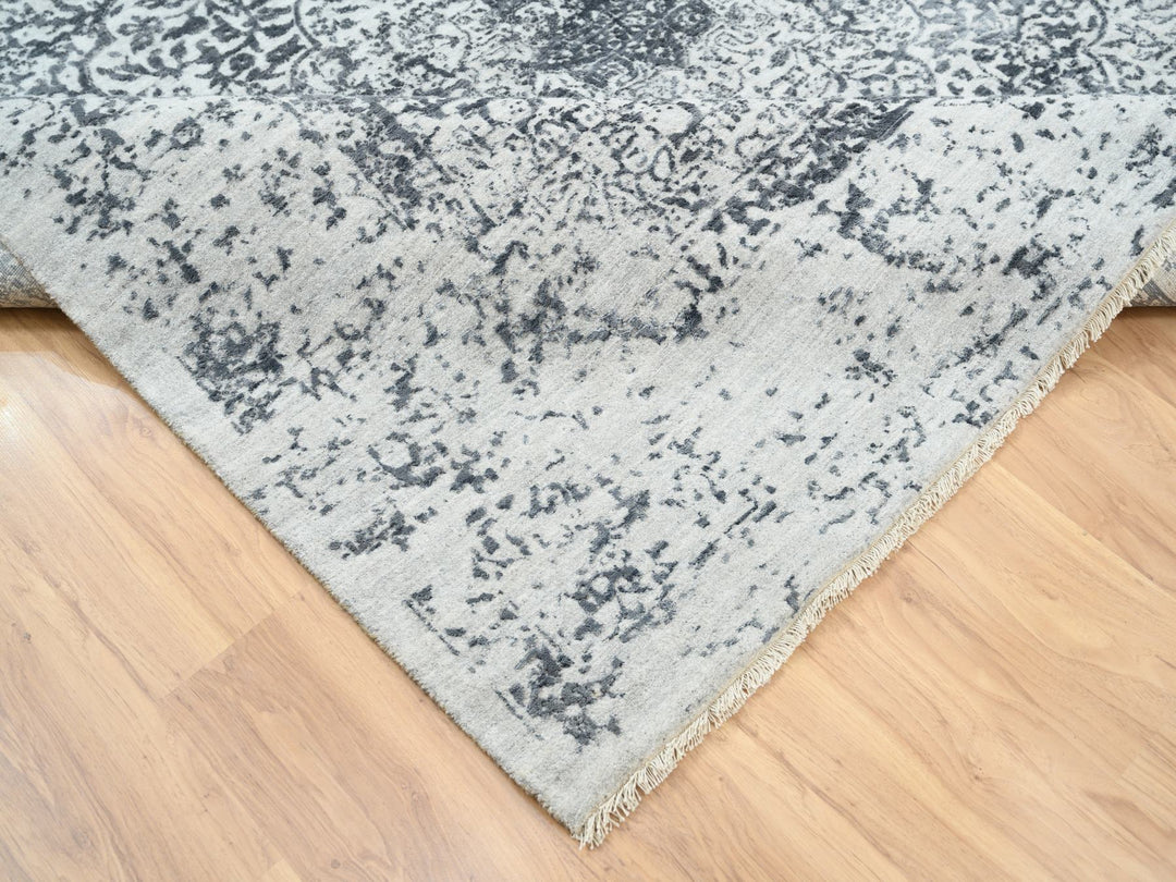 8'0" x 8'0" New Hand Knotted Grey Wool & Silk Square Oriental Rug - MOA10263455