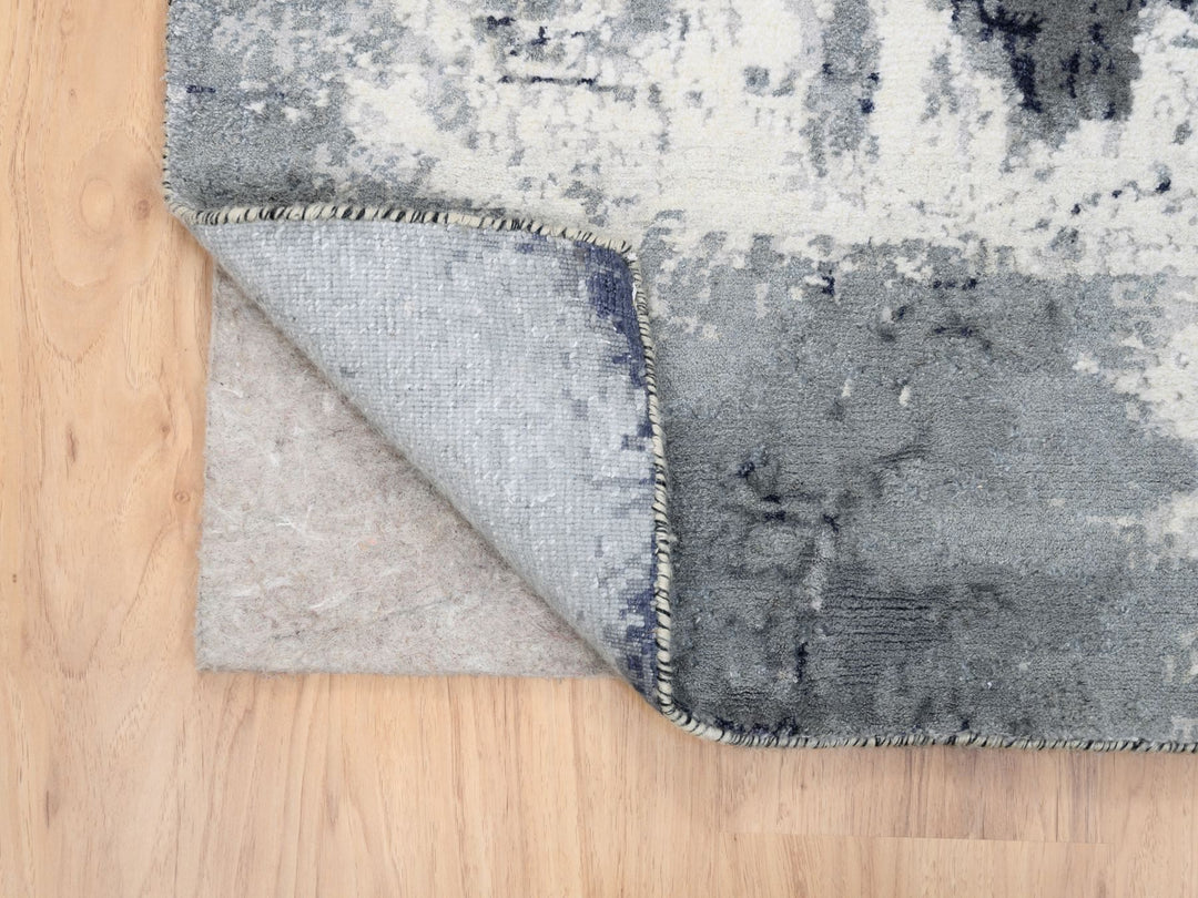 4'1" x 6'0" New Hand Knotted Grey Wool & Silk Rectangle Oriental Rug - MOA10263462