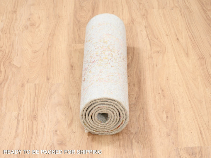 2'6" x 8'0" New Hand Knotted Pink Wool & Silk Runner Oriental Rug - MOA10263463